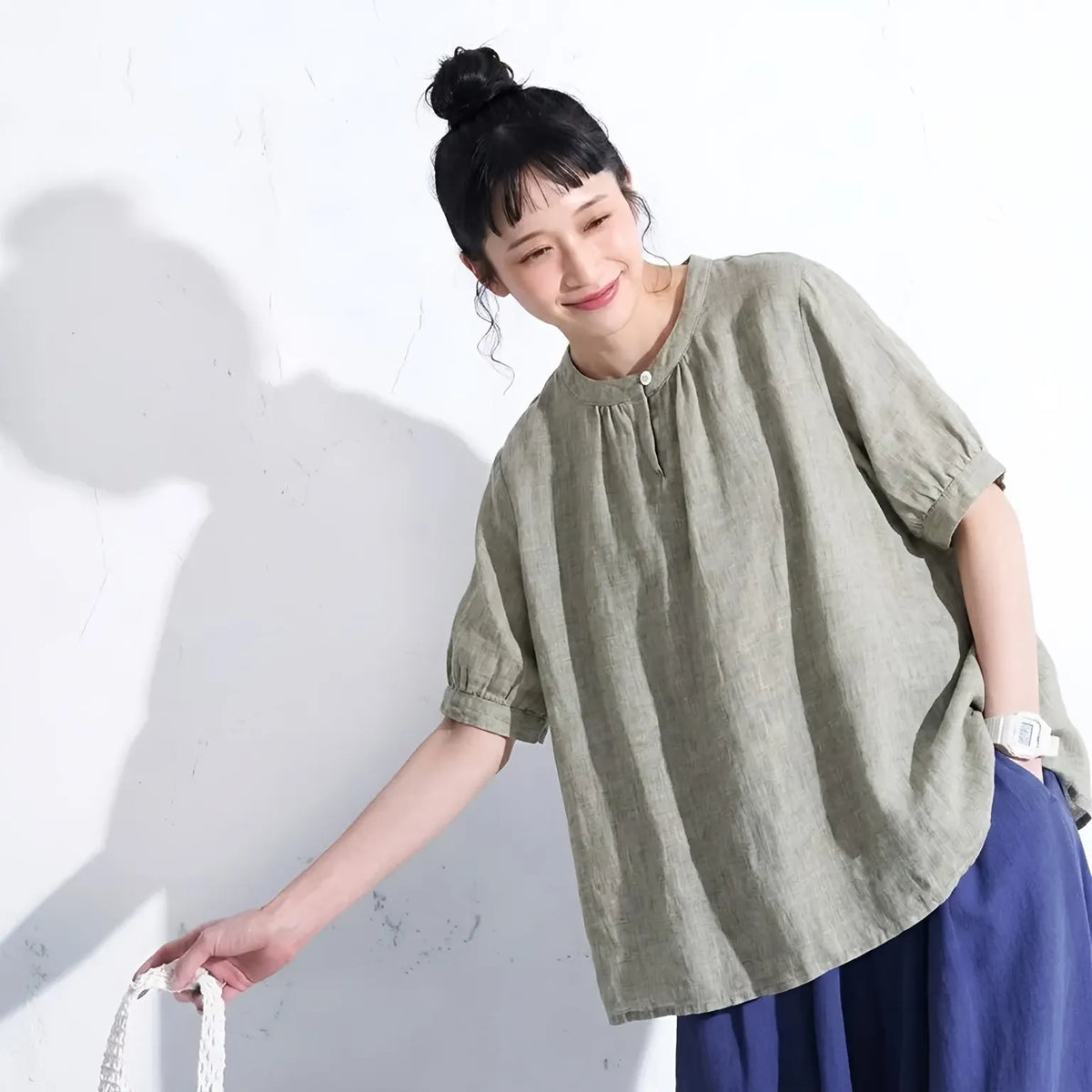 肩の力をぬいて着る、コットンリネンシャツ