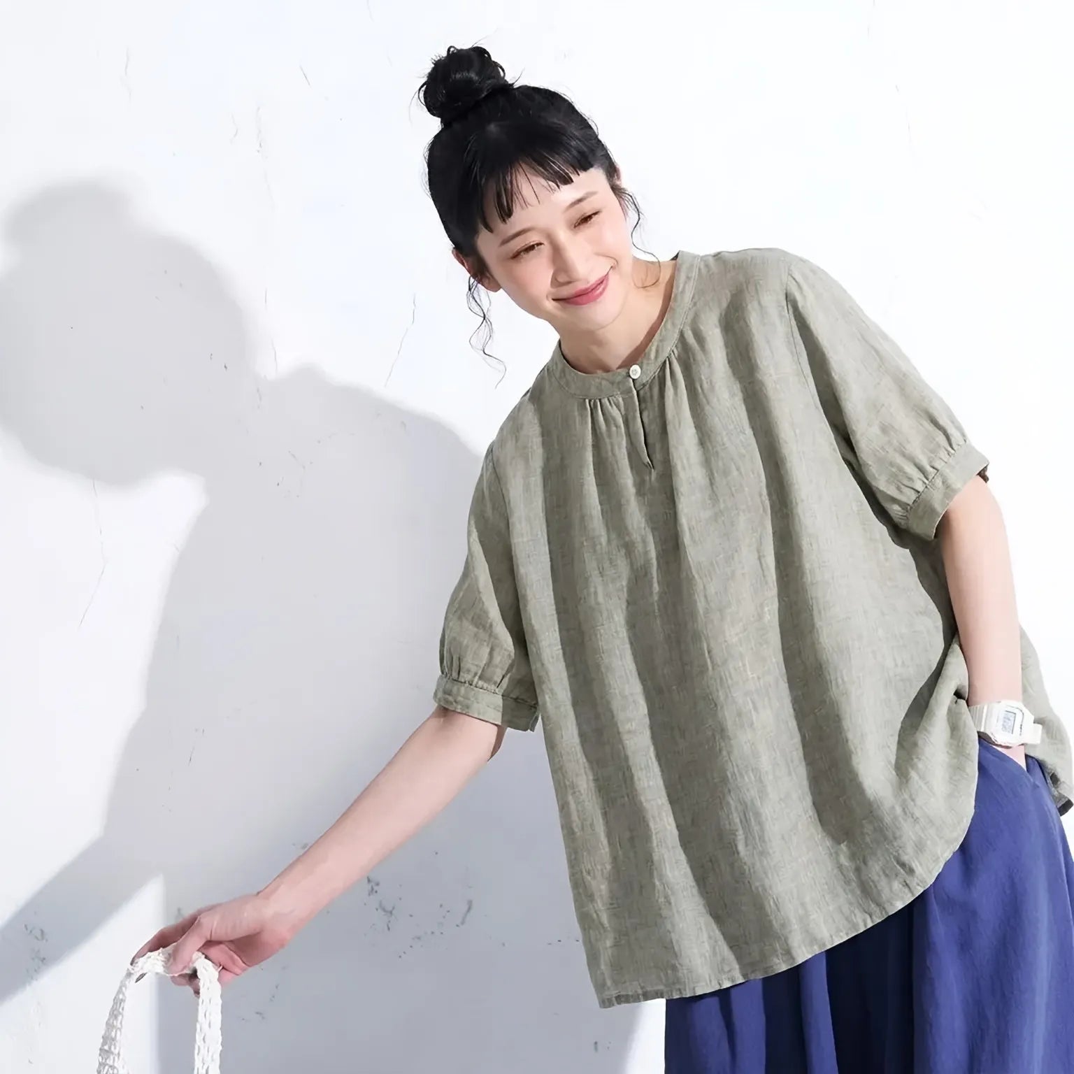 肩の力をぬいて着る、コットンリネンシャツ