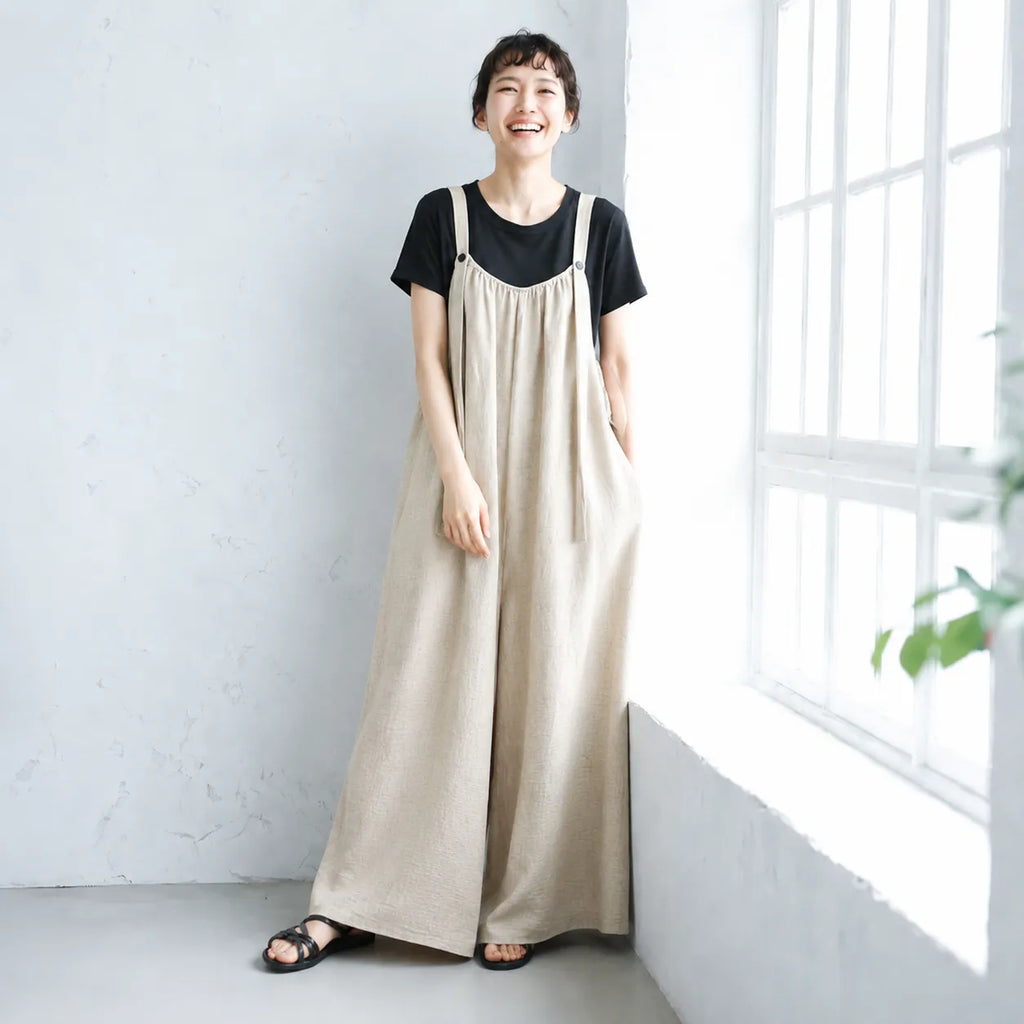 さらりリネン混すとんとした大人カジュアルなサロペットパンツ