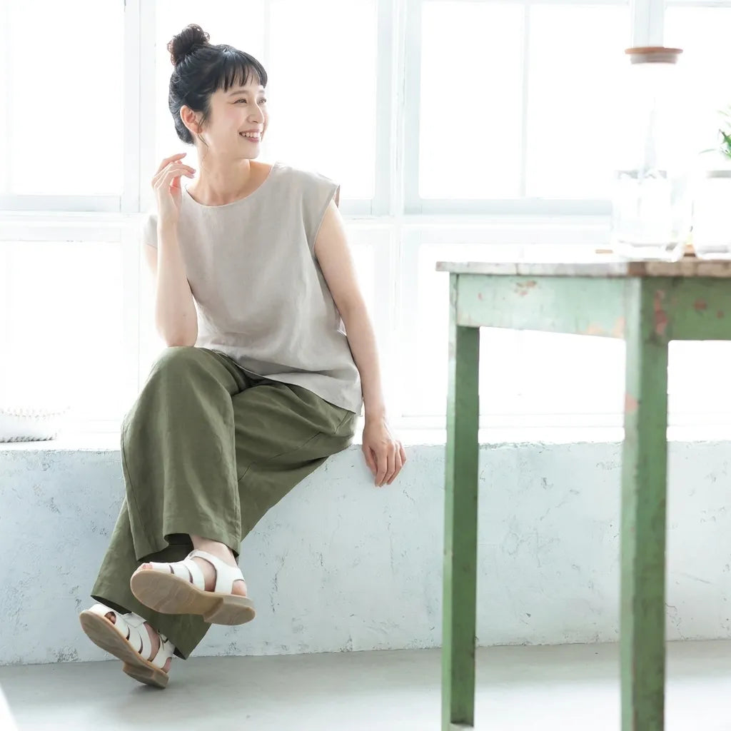 【2点セット】背伸びしないお洒落を。心地いい締め付け感のない、暮らしに溶け込むイージーパンツスーツ