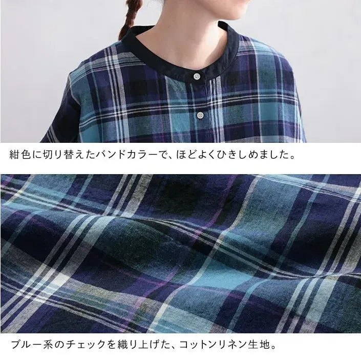 夏風に揺れるノースリ青チェックワンピース