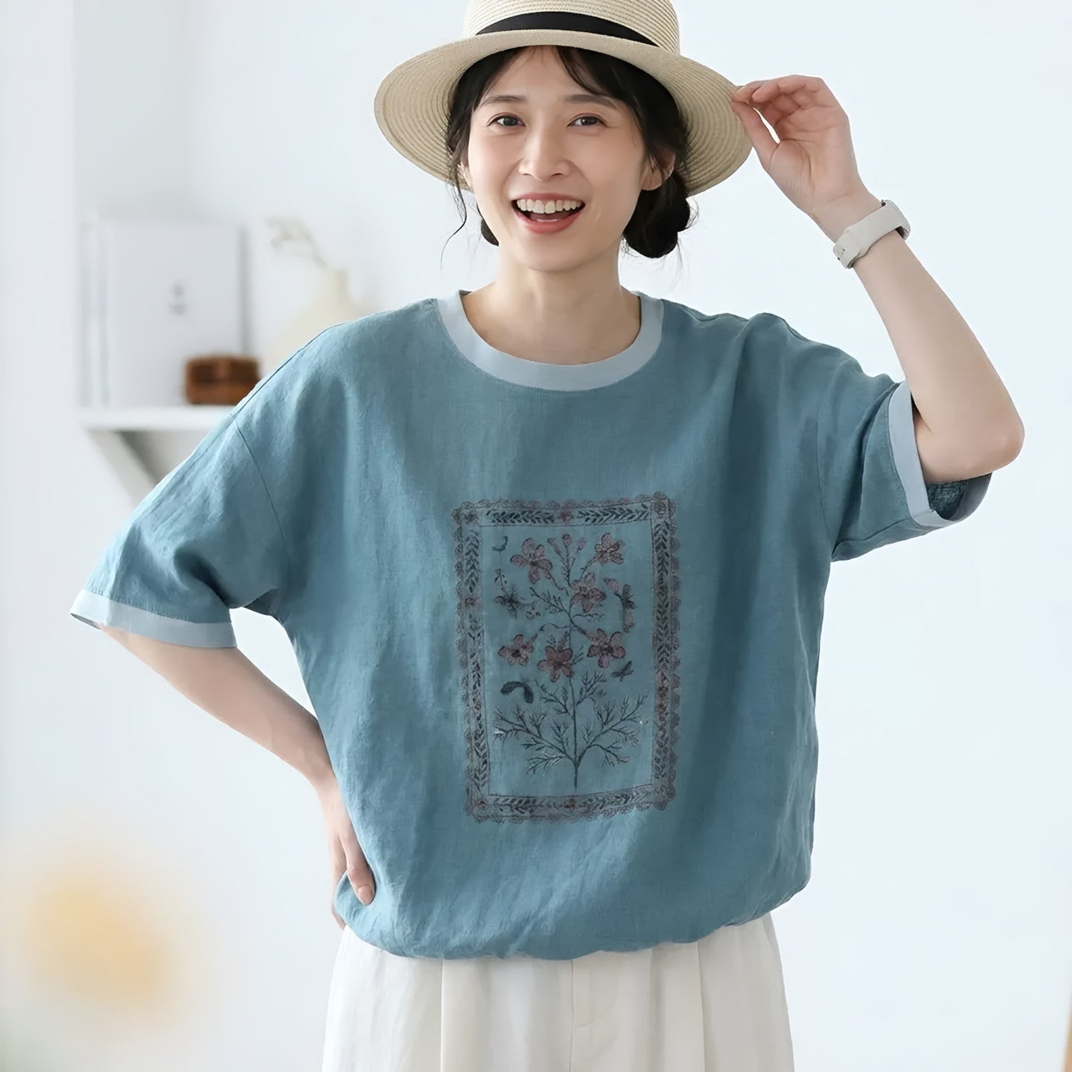今日はどんな景色に出会うかな。そんな日のTシャツ