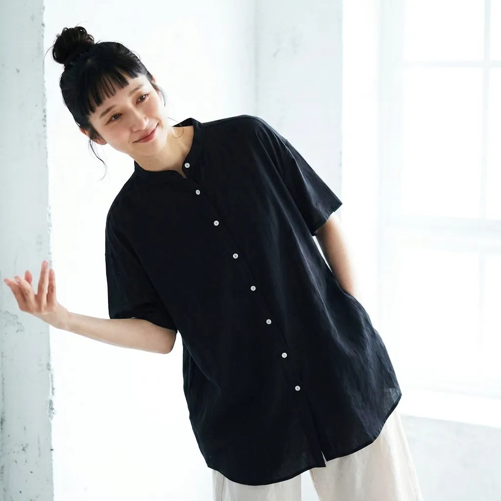 やさしいスミクロの贅沢ギャザーな長めシャツ