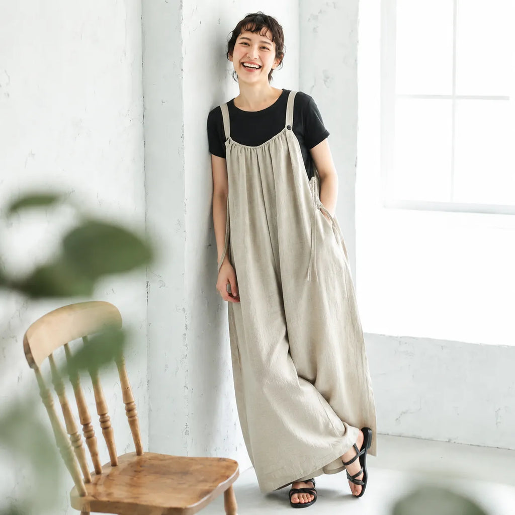 さらりリネン混すとんとした大人カジュアルなサロペットパンツ