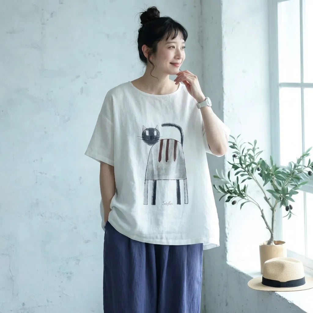 ねこと過ごす、風通しのいいコットンリネンTシャツ