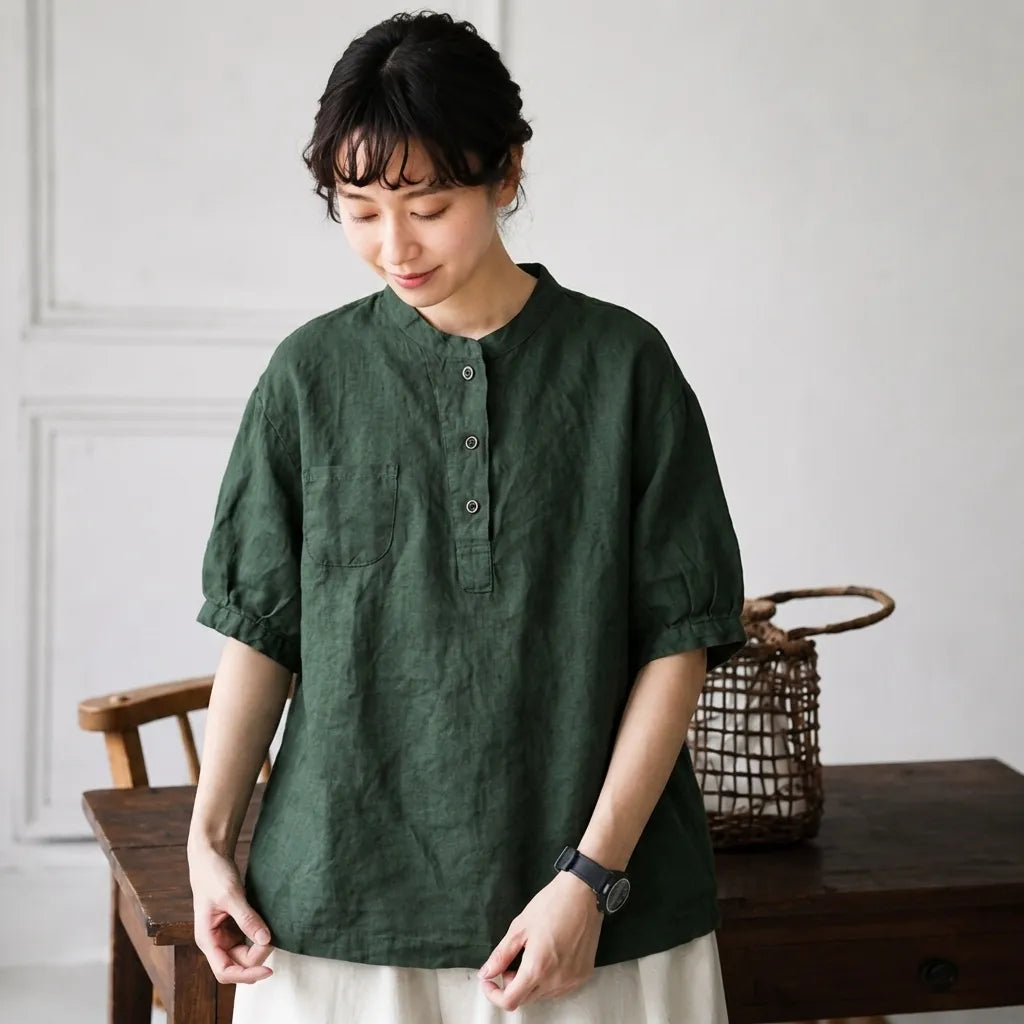 さらりと羽織って、それだけでいい。コットンリネンシャツ。