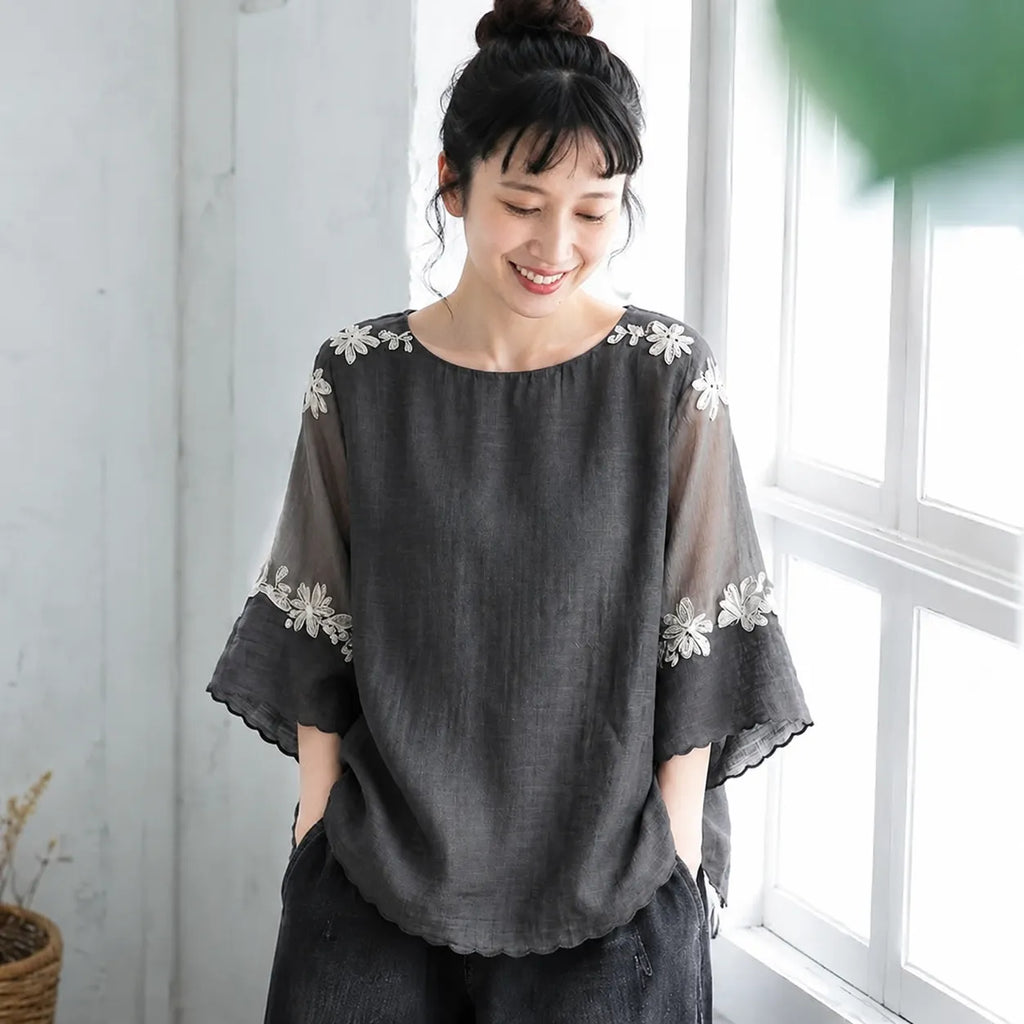 「奇跡の再販」 ラウンドネック 五分袖 刺繍 ノーマルスリーブ 花模様 森ガール シャツ