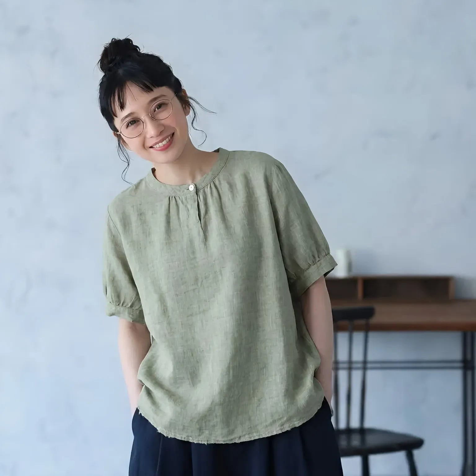 肩の力をぬいて着る、コットンリネンシャツ