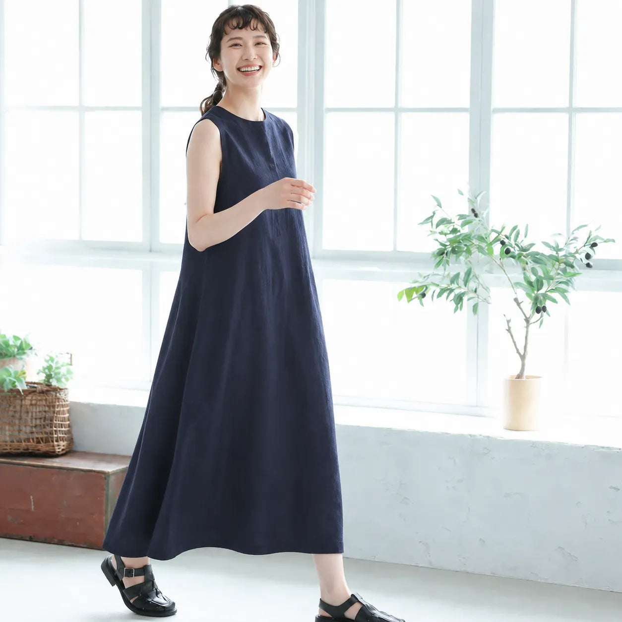 夏の風をひとりじめする、ノースリーブワンピース