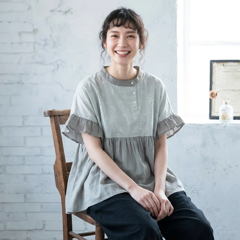 まいにちの相棒に。気取らない大人的ペプラムシャツ プリント