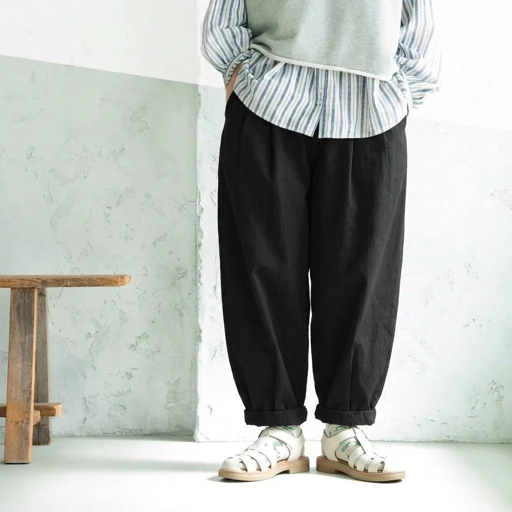 すとんときれいな、ゆるりカジュアルパンツ