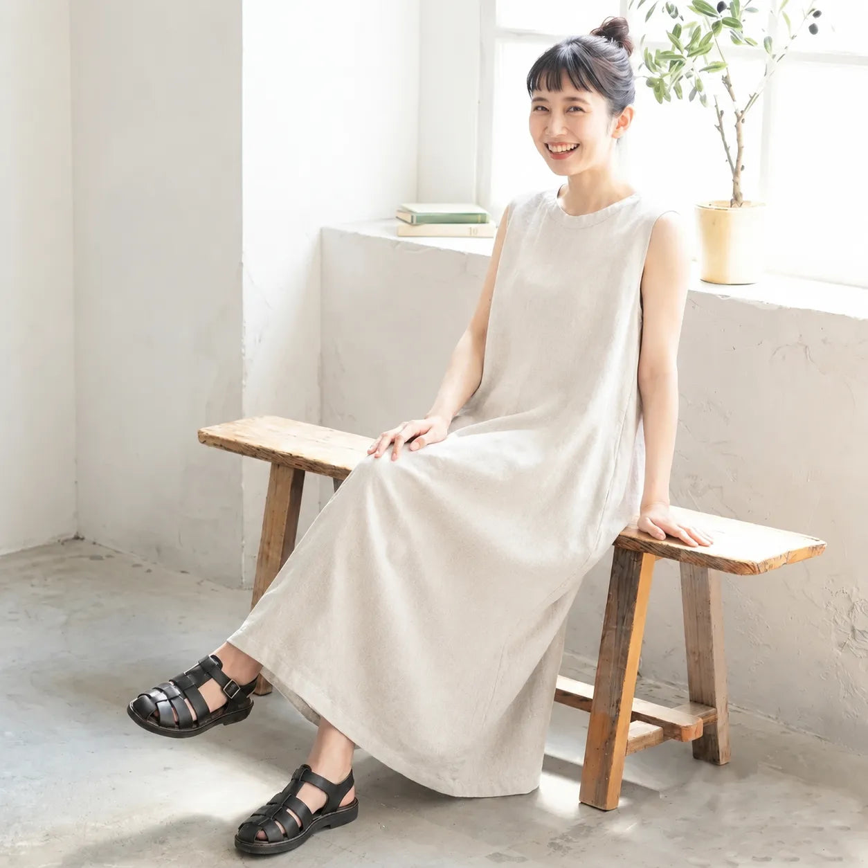 夏の風をひとりじめする、ノースリーブワンピース