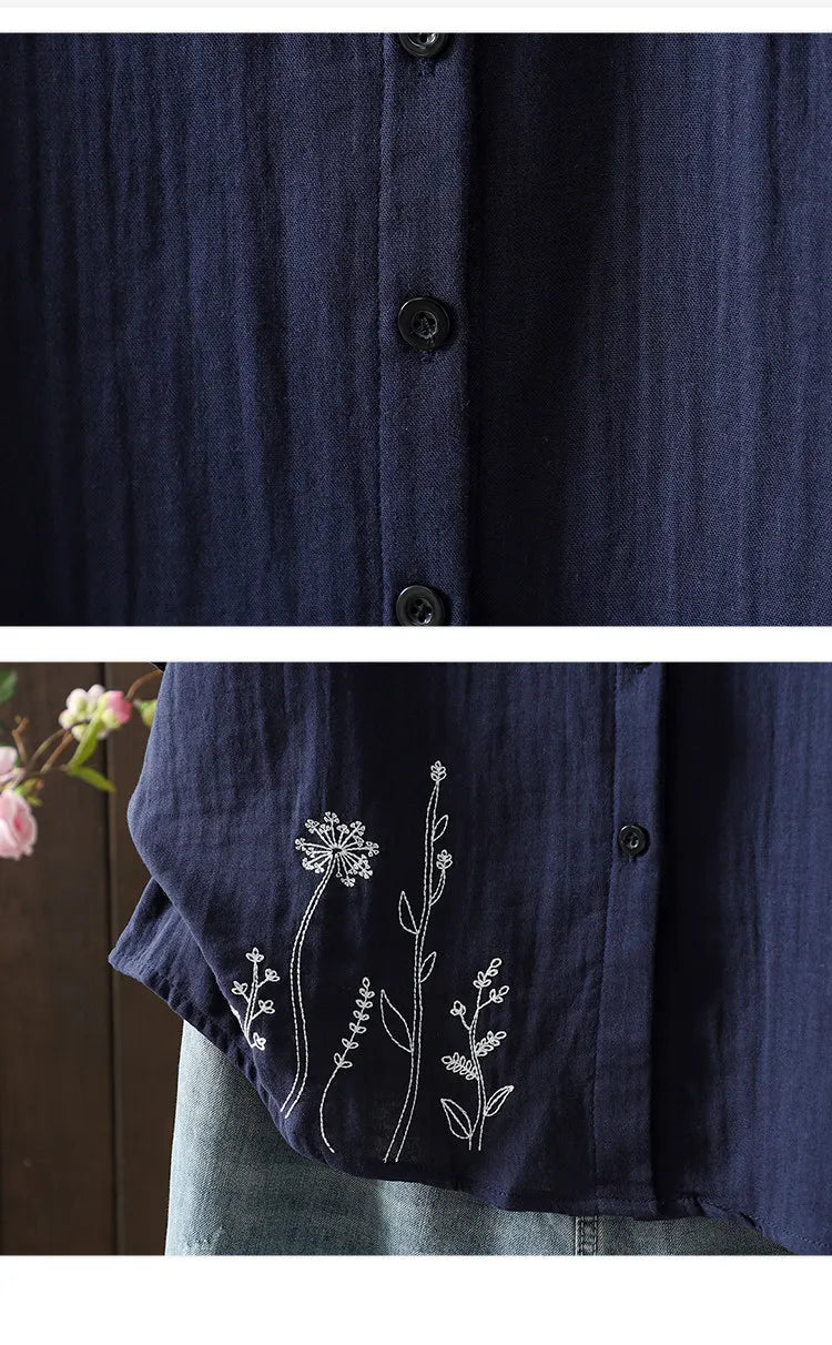 アンティークな刺繍を胸に、からだが泳ぐルーズな５分袖トップス