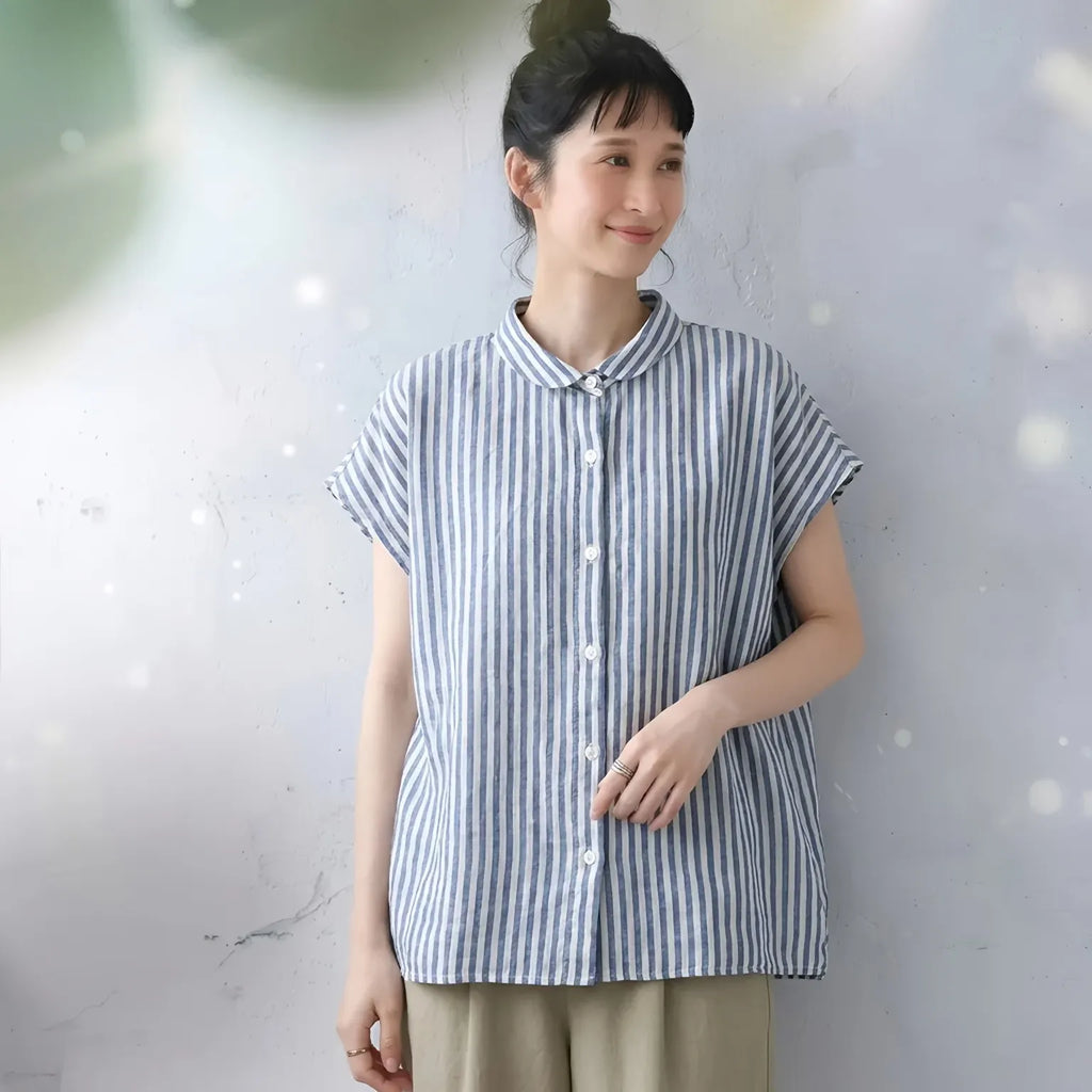 朝の涼しい風とラムネの瓶、ショートスリーブシャツ