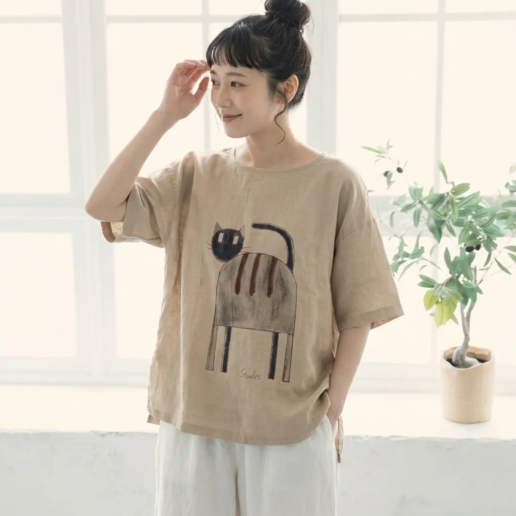ねこと過ごす、風通しのいいコットンリネンTシャツ