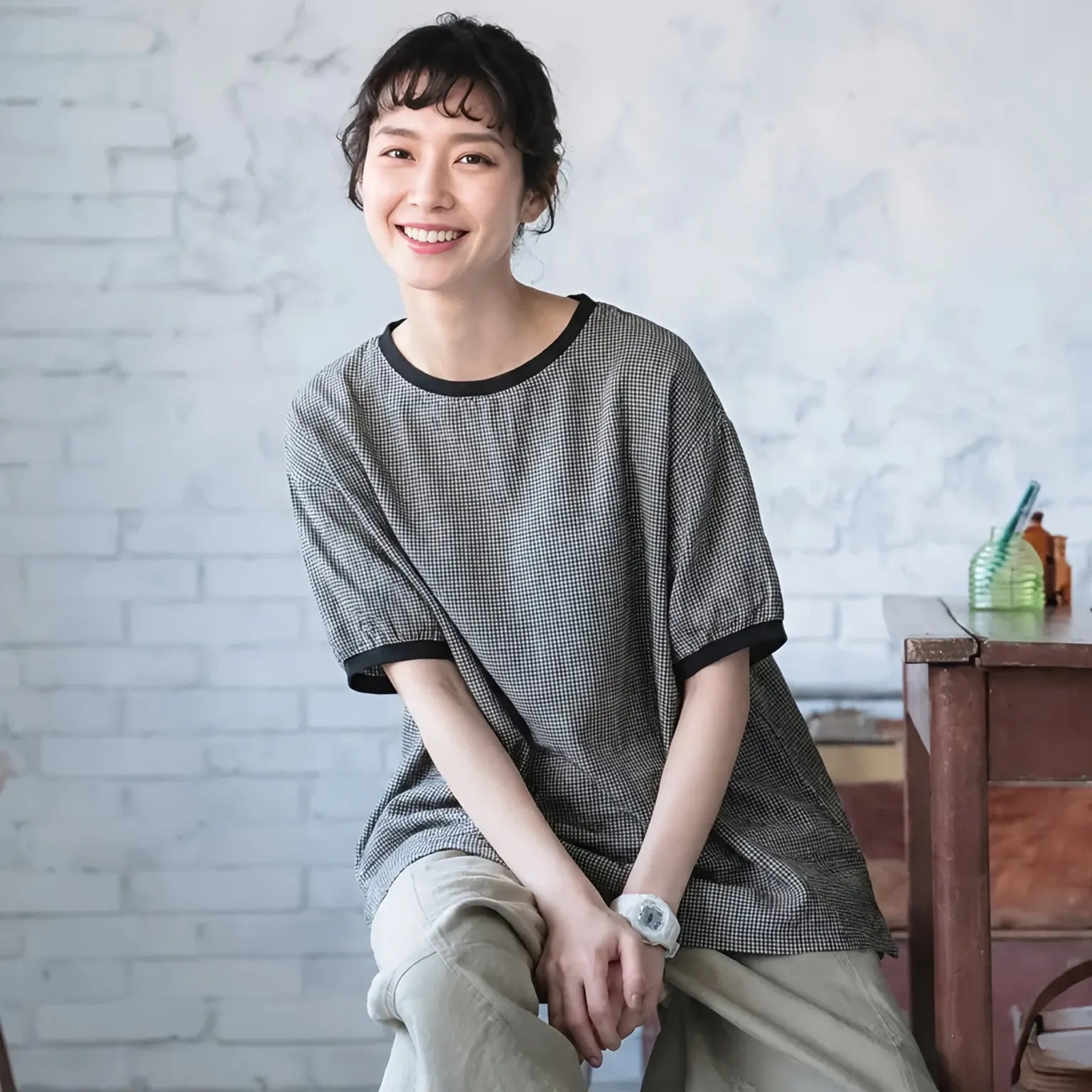 いつもの景色に、小さな格子模様を。ゆるり格子 T シャツ