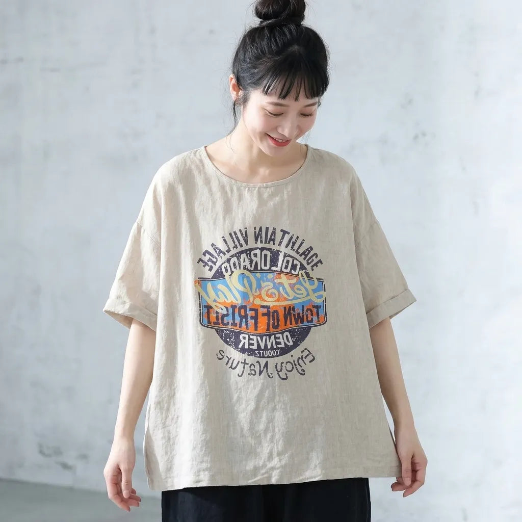 大人になっても、遊び心を。手描き風イラストTシャツ