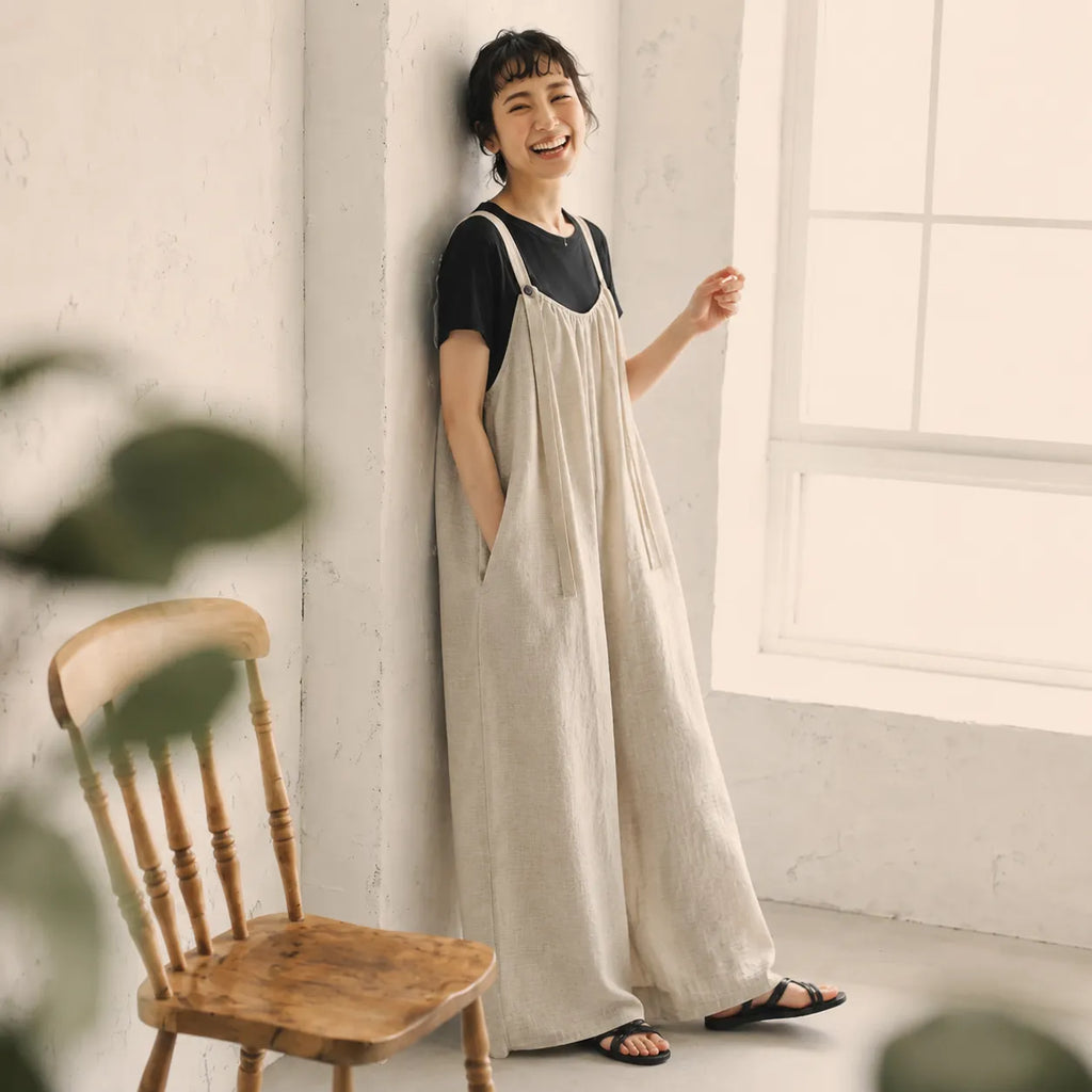 さらりリネン混すとんとした大人カジュアルなサロペットパンツ