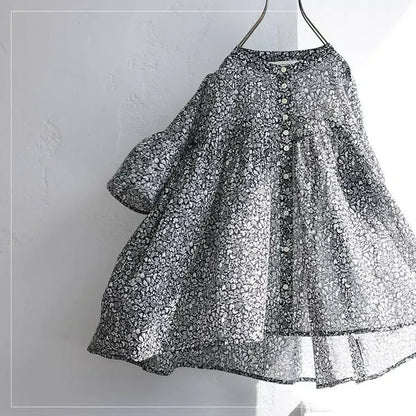 風をまとうふんわりシフォンブラウス