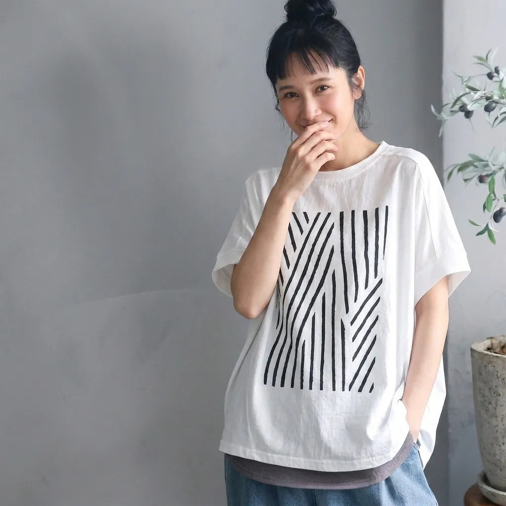 さらりと心地いい、プリントTシャツ ドルマンスリーブ プリント プリント