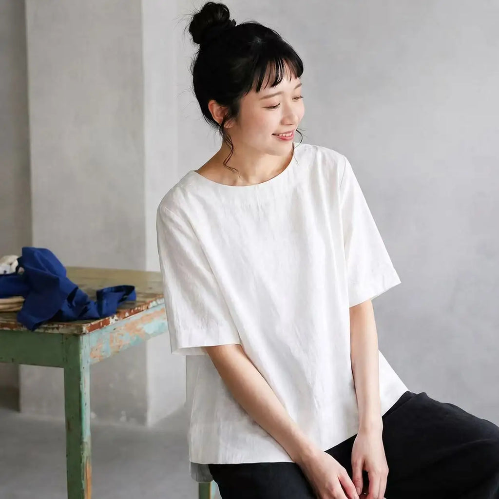 なんでもない日の無地クルーネックTシャツ