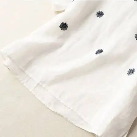 それどこの？」って聞かれる、まいにちの刺繍Tシャツ