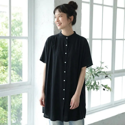 やさしいスミクロの贅沢ギャザーな長めシャツ