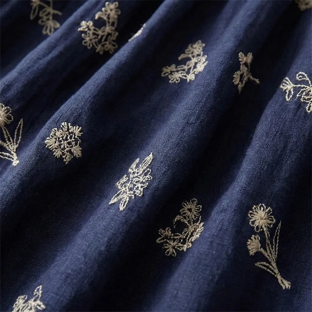 花を連れて歩く 刺繍ロングスカート