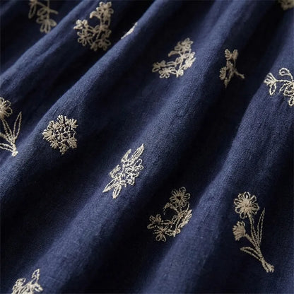 花を連れて歩く 刺繍ロングスカート
