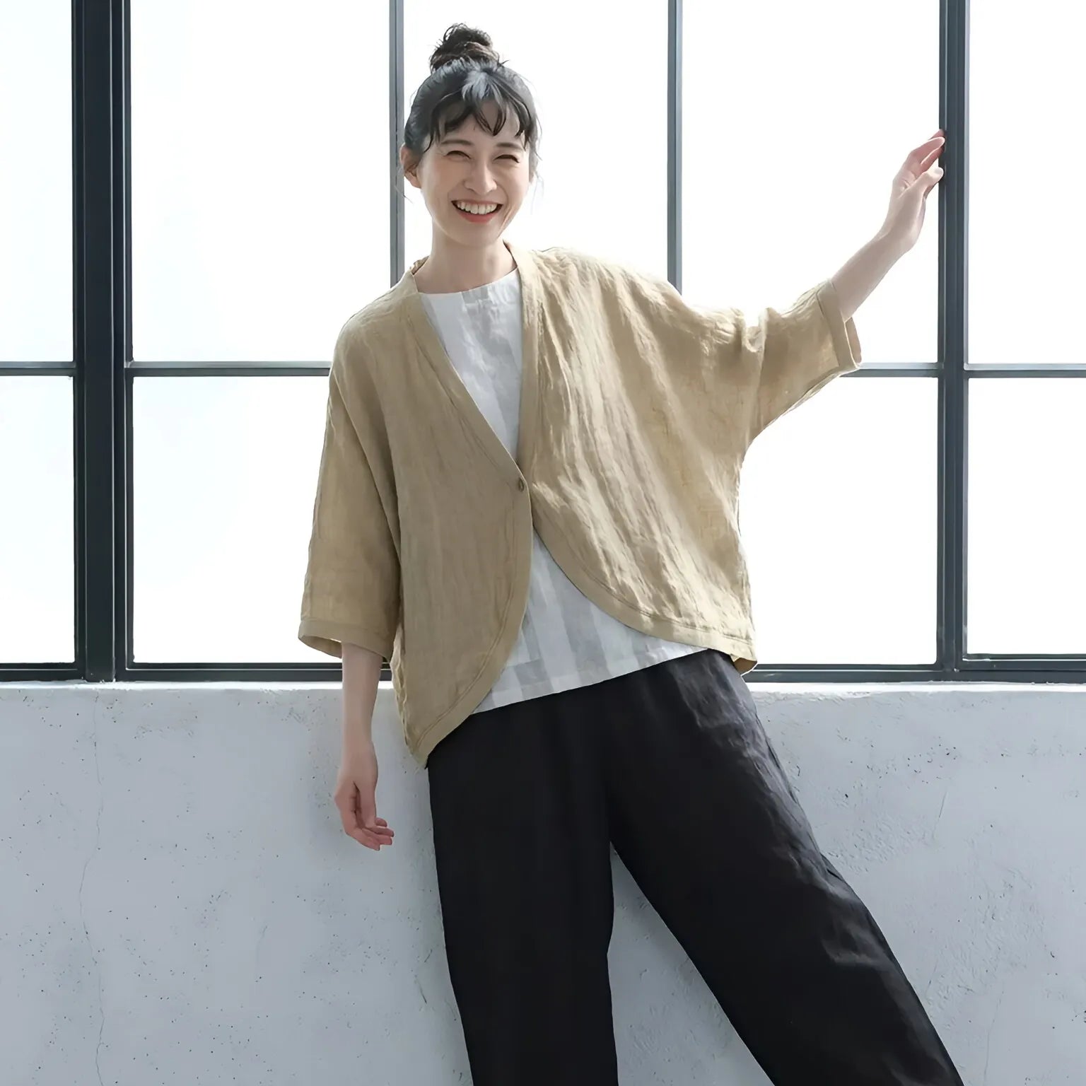 手仕事のぬくもりを添えて。仕立ての綺麗なシンプルカーデ