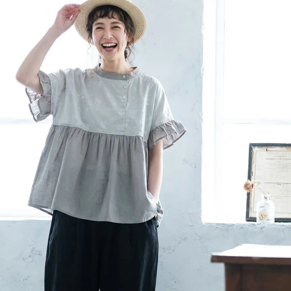 まいにちの相棒に。気取らない大人的ペプラムシャツ プリント